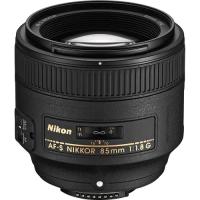 Nikon AF-S Nikkor 85mm f/1.8G 2.EL
